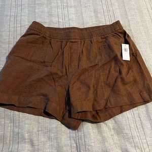 Old Navy High-Waisted Linen Blend Shorts